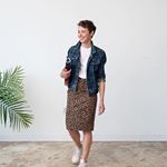 We all know a pencil skirt with pumps and a blazer is the ultimate boss lady chic look. But, can it be relaxed? We say *hell yes.* Dress it down with a denim jacket, tee, and kicks. The key to this look is that the pencil skirt is not in a suiting material, but a textured cotton fabric. ﻿✨﻿⁠⠀
⁠⠀
⁠⁠📸: @laurametzlerphoto⁠⠀
⁠⠀
#dcstylefactory #igdc  #dcfashion #instastyle #igfashion  #personalstylist #personalstyle #lookbook #stylefile #whatiwore #styleforyou #bythings #madeindc #mydccool #thedistrict #exposeddc #washingtondaily #districtblissdc #theotherdc #whattoweardc #theprettydistrict  #dcstylist #whattowear #ladyboss #styleforall #womeninbiz #chicstyle #dcitystyle #seeninshaw #mydccool⁣⠀⁠⠀